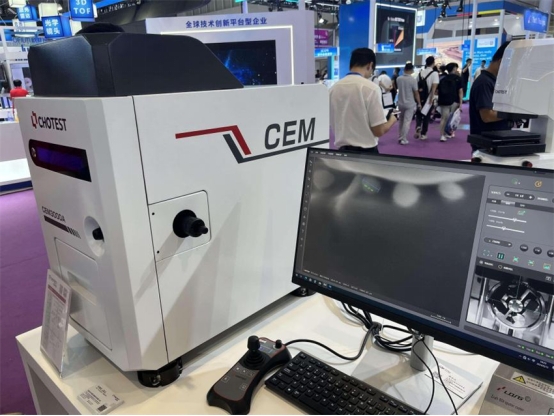 CEM3000系列台式扫描电镜：台式电镜领域的又一“中国神话”